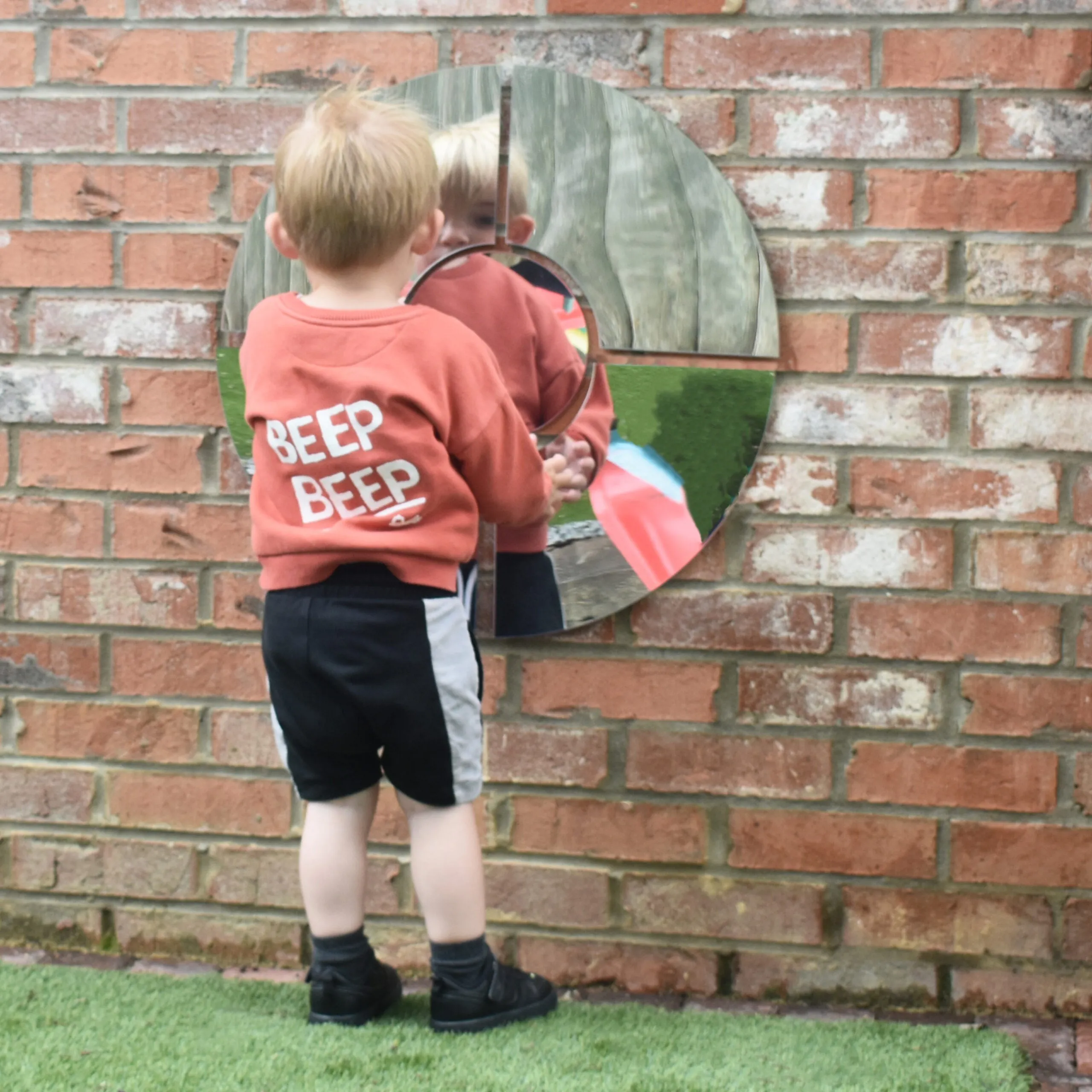 Children's Plastic Safety Mirrors - Round Window Mirror set