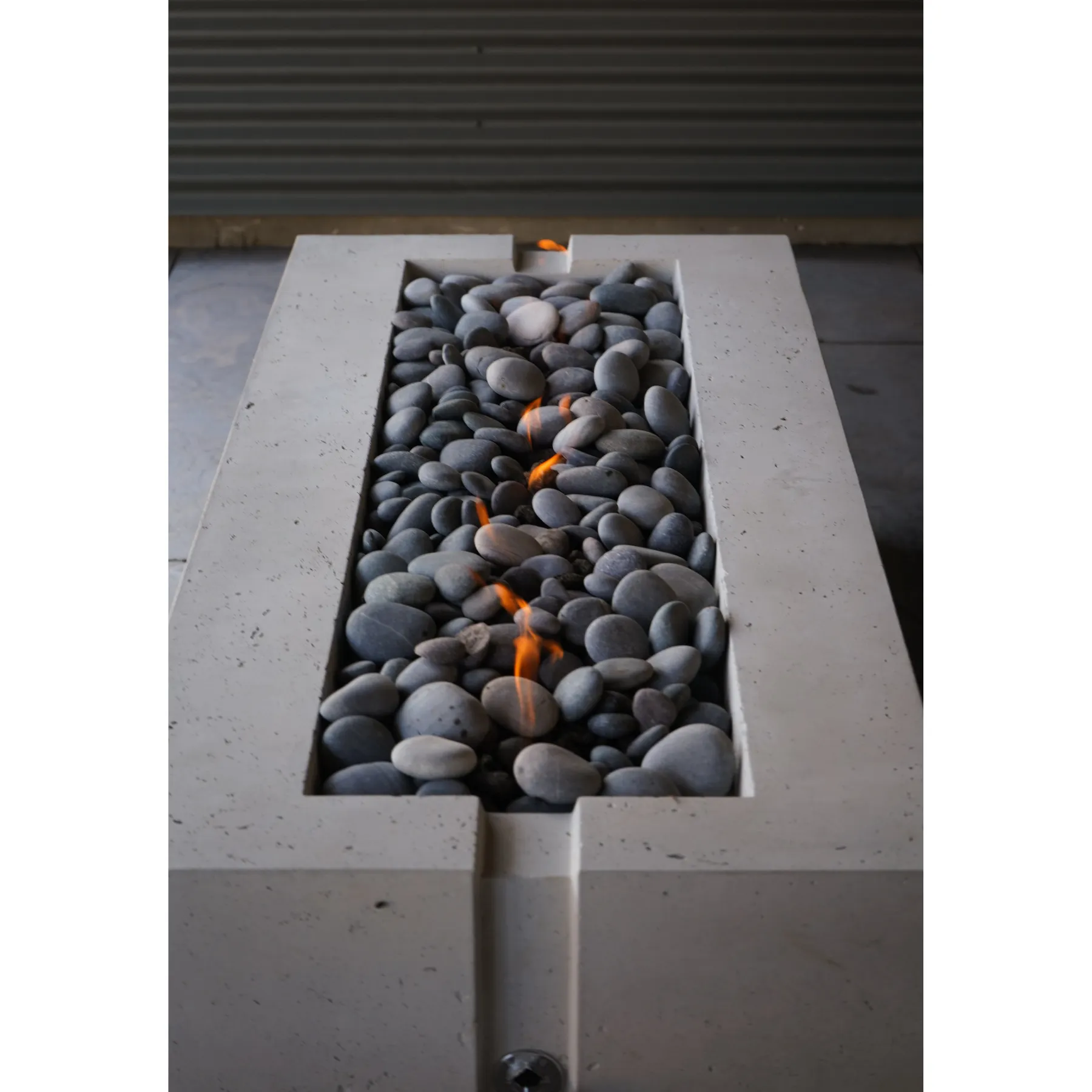 Dekko Avera Concrete 60" Fire Pit & Cover