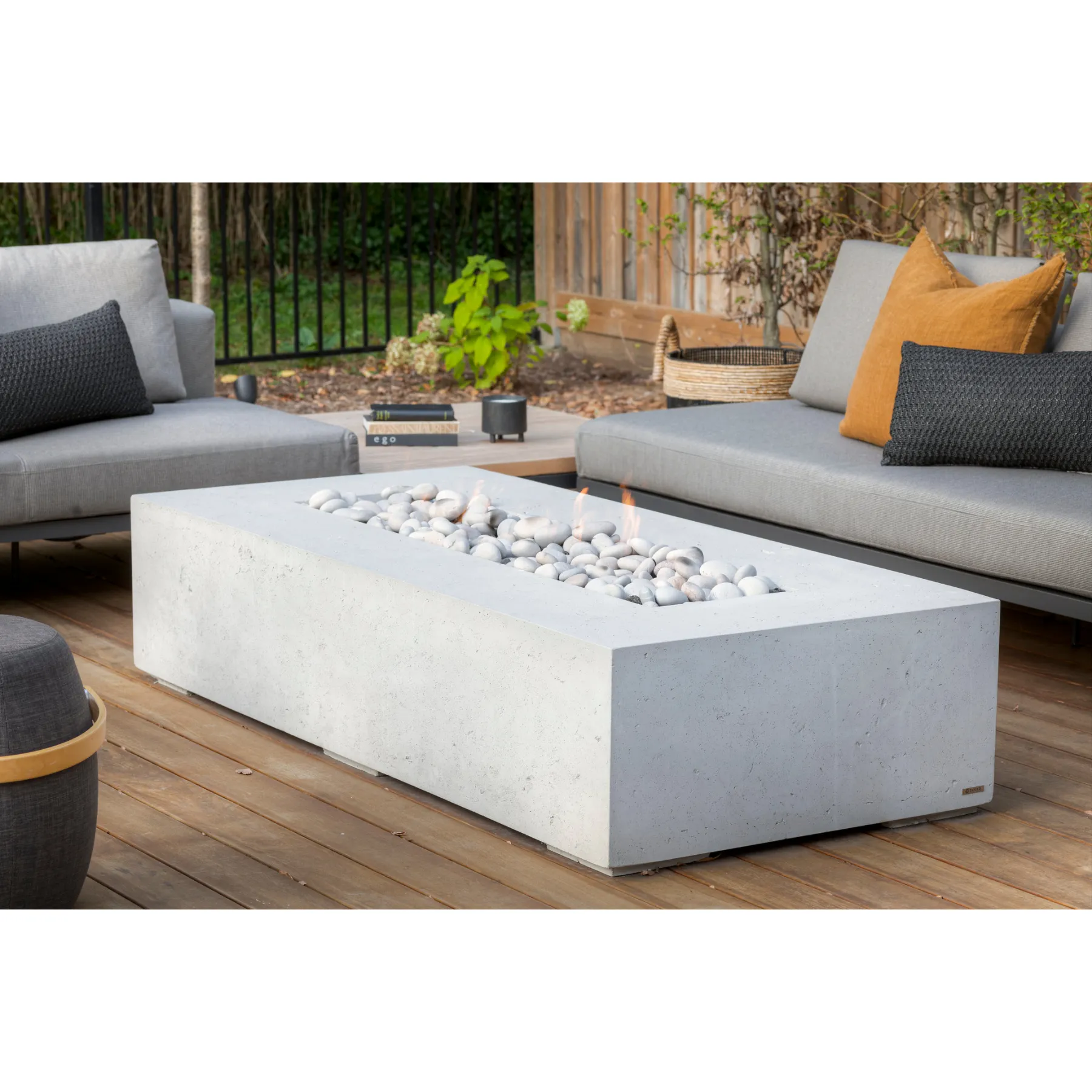 Dekko Sonoma Concrete Fire Pit & Cover