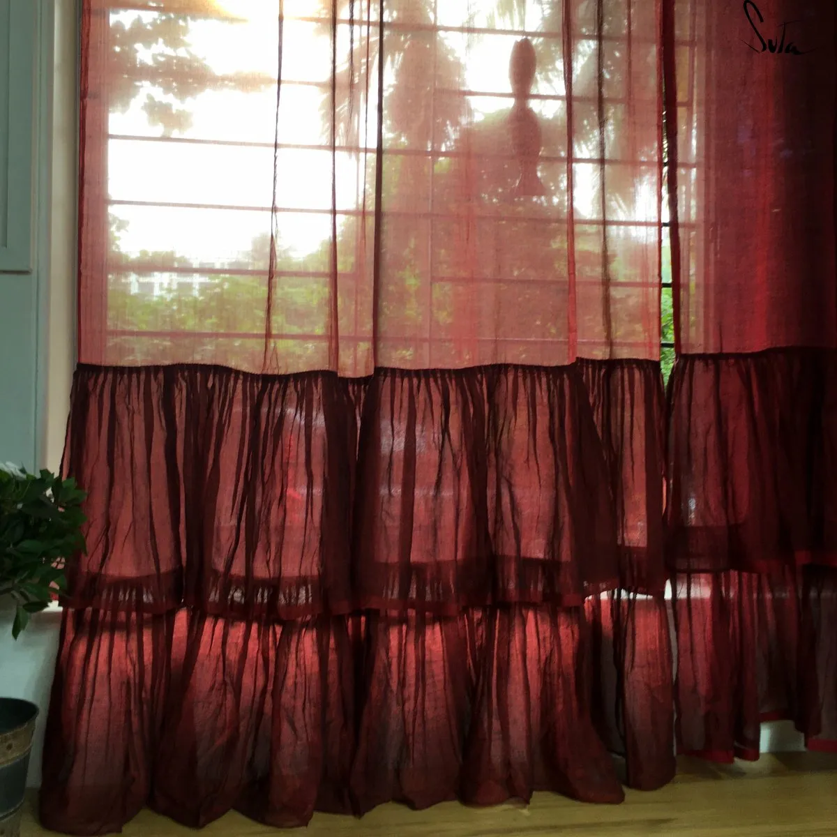 I Dream Of Plums (Curtain)