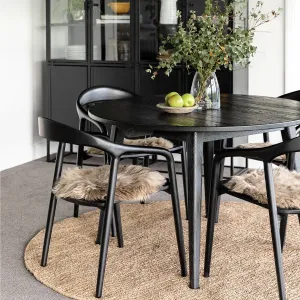 Round Black Vaasa Scandinavian Chic American Oak Dining Table